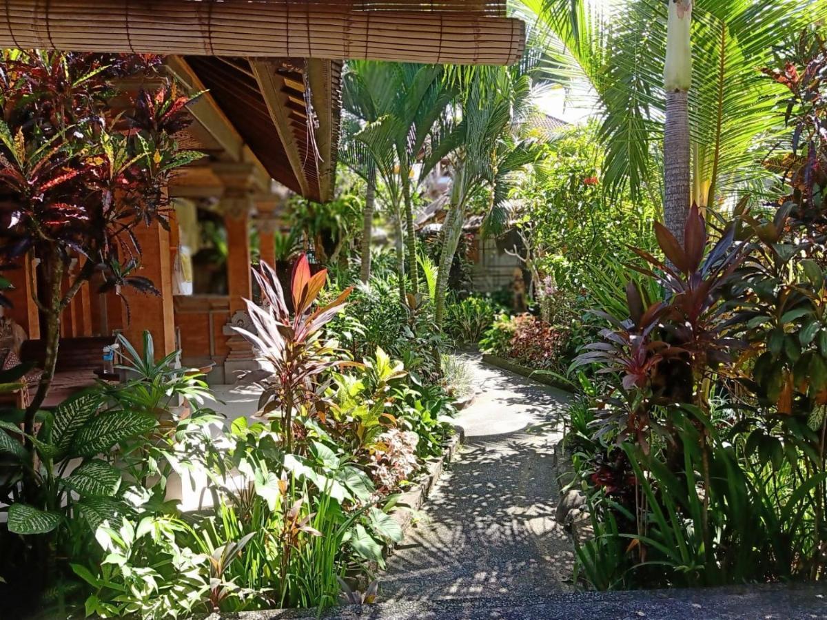 Family Guest House 우붓 외부 사진